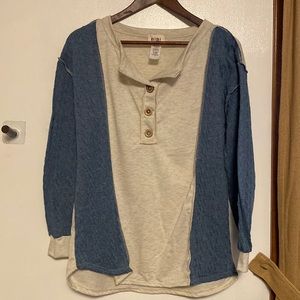 Women’s Blouse